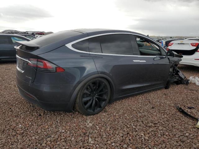 Obraz 3 z 2020 TESLA MODEL X  2020 z VIN 5YJXCBE2XLF237726