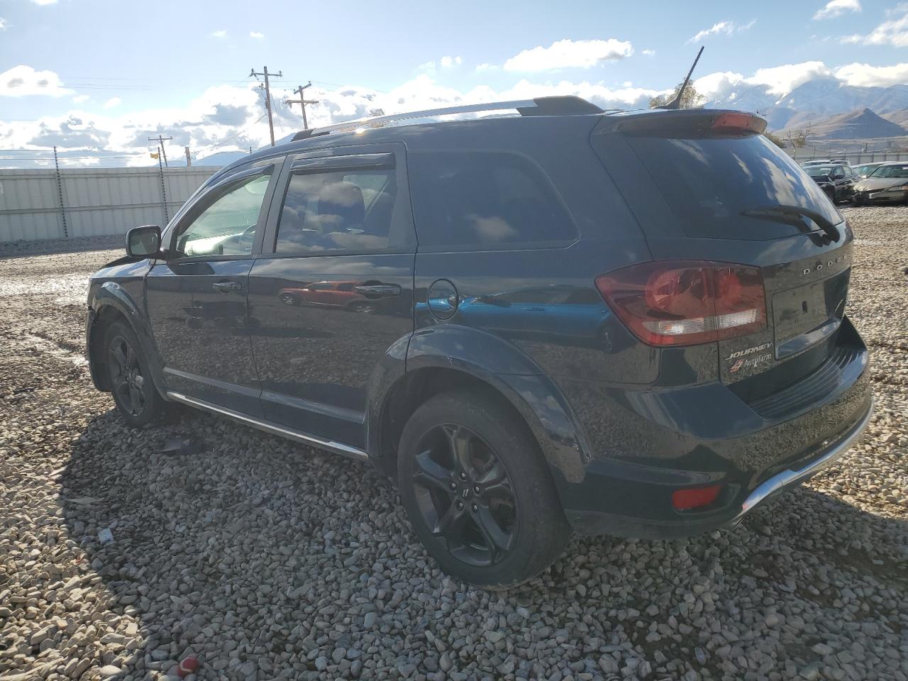 Obraz 2 z 2018 DODGE JOURNEY CROSSROAD 2018 z VIN 3C4PDDGG0JT220059