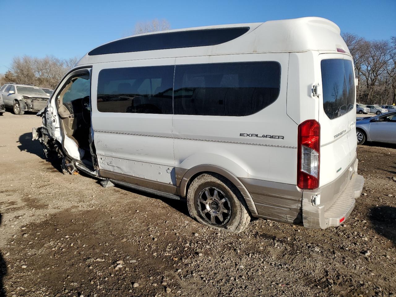Изображение 2 2019 FORD TRANSIT T-150 2019 с VIN 1FTYE1ZG6KKA29620