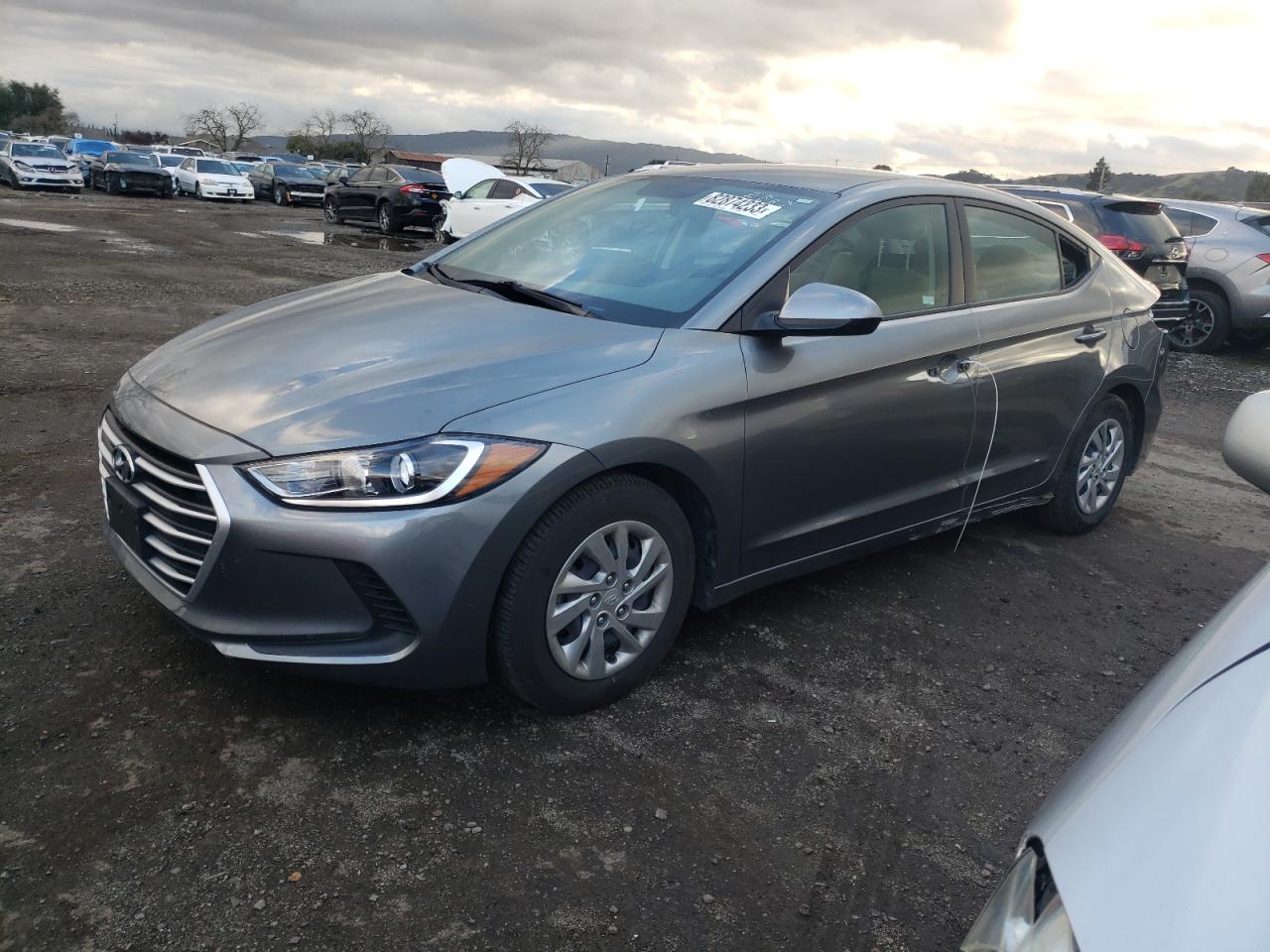 Изображение 1 2017 HYUNDAI ELANTRA SE 2017 с VIN KMHD74LF3HU152133