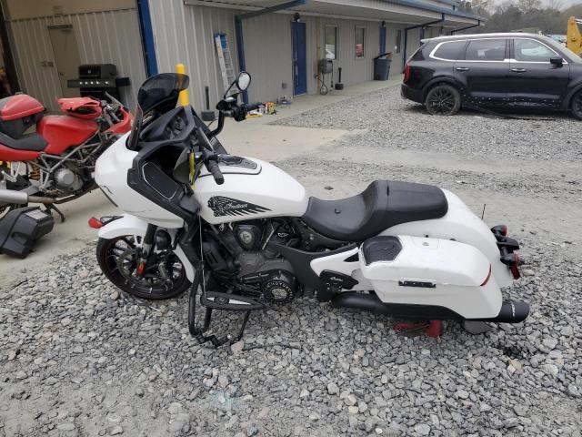 Image 3 of 2021 INDIAN MOTORCYCLE CO. CHALLENGER DARK HORSE 2021 with VIN 56KLCDRR9M3398630