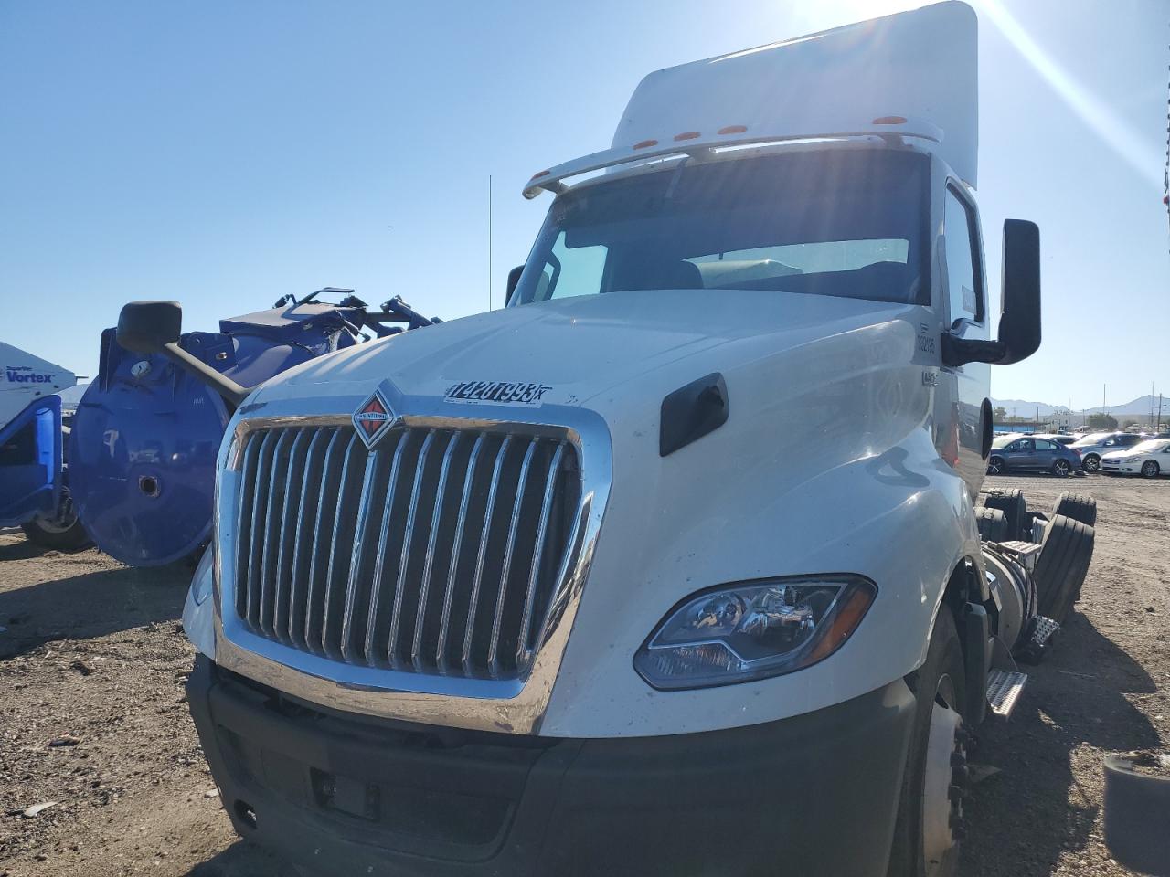 Image 2 of 2019 INTERNATIONAL LT625  2019 with VIN 3HCDZTZR8KL611753