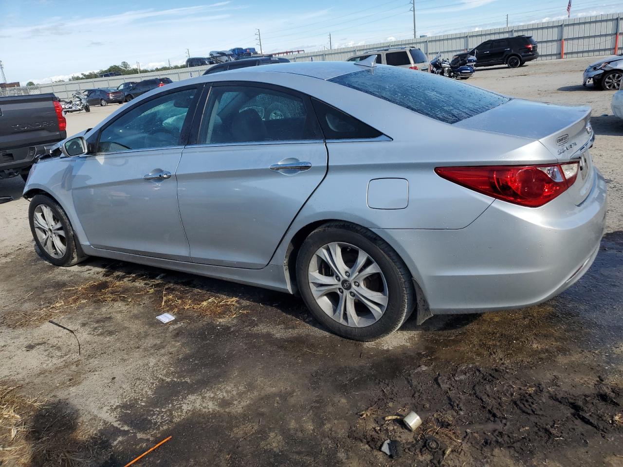 Изображение 2 2011 HYUNDAI SONATA SE 2011 с VIN 5NPEC4AC0BH078541