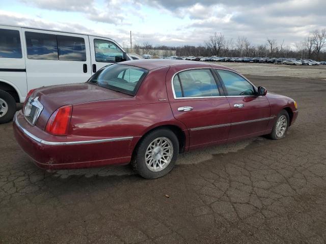 Image 3 of 1998 LINCOLN TOWN CAR SIGNATURE 1998 with VIN 1LNFM82W0WY627625