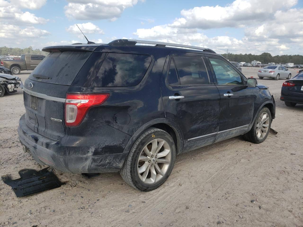 Obraz 3 z 2015 FORD EXPLORER LIMITED 2015 z VIN 1FM5K7F82FGB17936