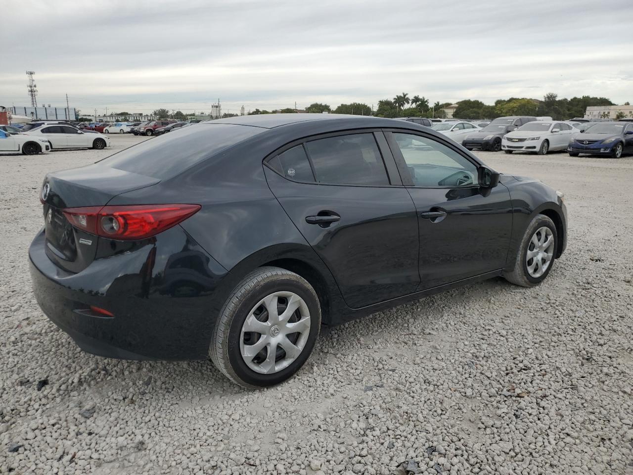 Изображение 3 2018 MAZDA 3 SPORT 2018 с VIN 3MZBN1U79JM226007