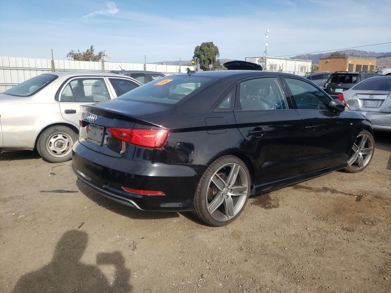 Изображение 3 2016 AUDI A3 PREMIUM 2016 с VIN WAUA7GFF6G1069796