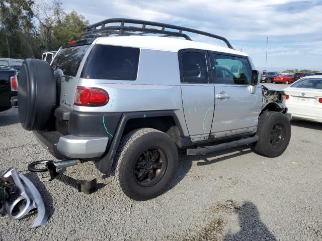 Изображение 3 2007 TOYOTA FJ CRUISER  2007 с VIN JTEZU11F170016010