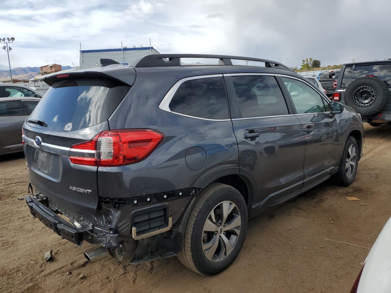 Image 3 of 2022 SUBARU ASCENT PREMIUM 2022 with VIN 4S4WMAED4N3453409