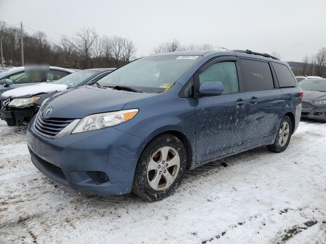 Image 1 of 2017 TOYOTA SIENNA LE 2017 with VIN 5TDKZ3DCXHS776990