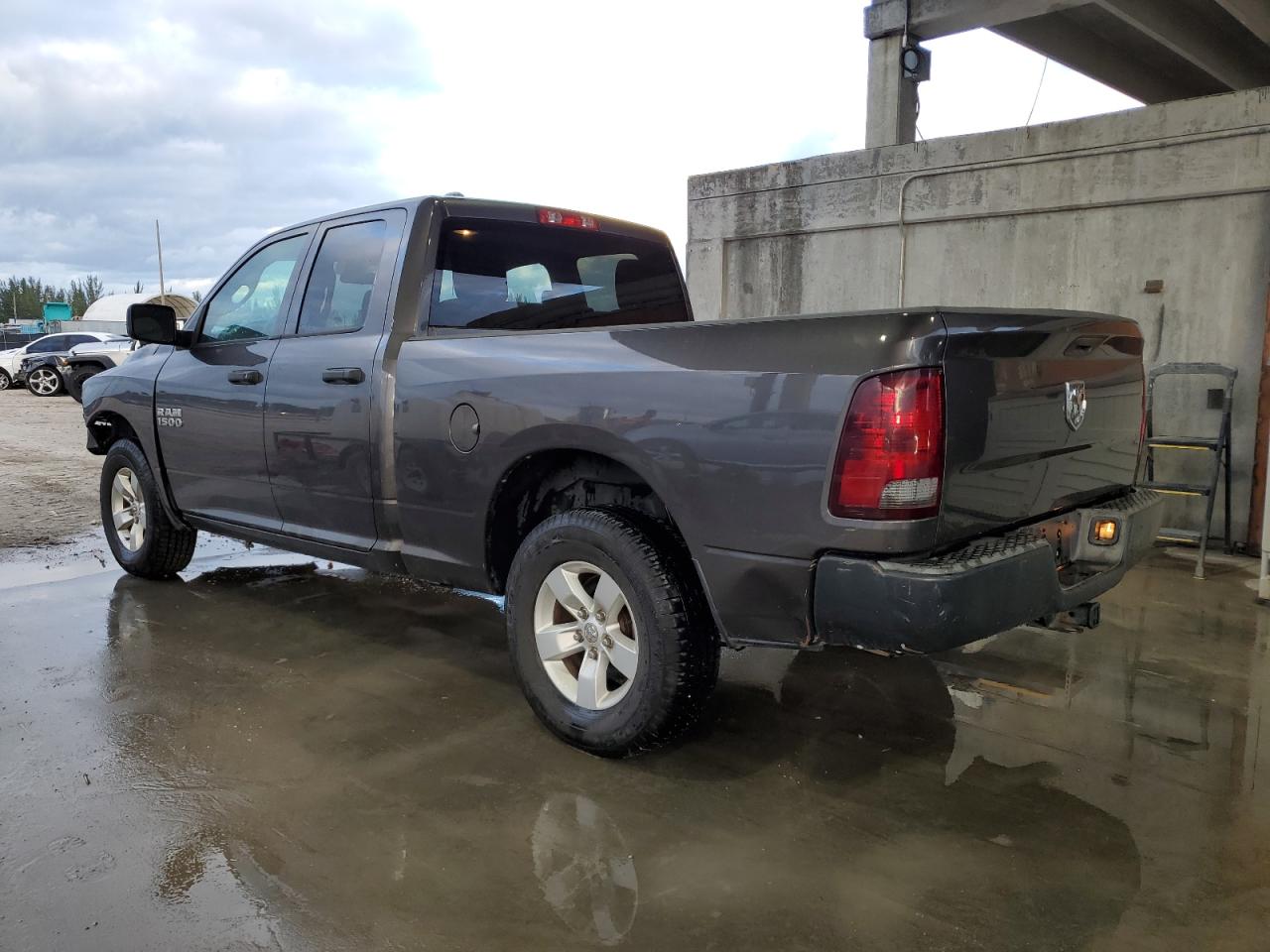 Изображение 2 2015 RAM 1500 ST 2015 с VIN 1C6RR6FG1FS742481