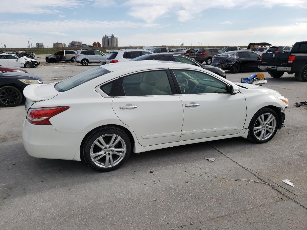 Obraz 3 z 2013 NISSAN ALTIMA 3.5S 2013 z VIN 1N4BL3AP9DN556657