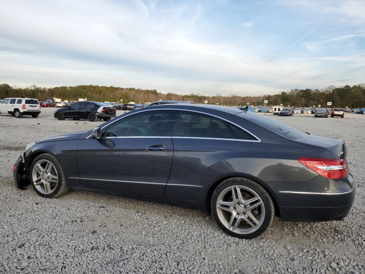 Image 2 of 2011 MERCEDES-BENZ E 350 2011 with VIN WDDKJ5GBXBF086580