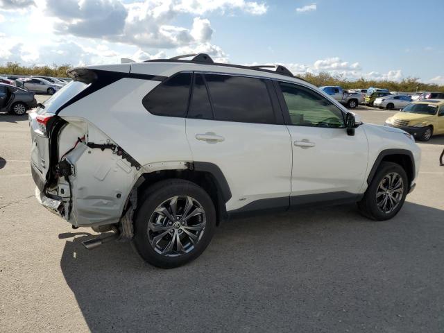 Obraz 3 z 2022 TOYOTA RAV4 XLE PREMIUM 2022 z VIN JTMB6RFV5ND528261