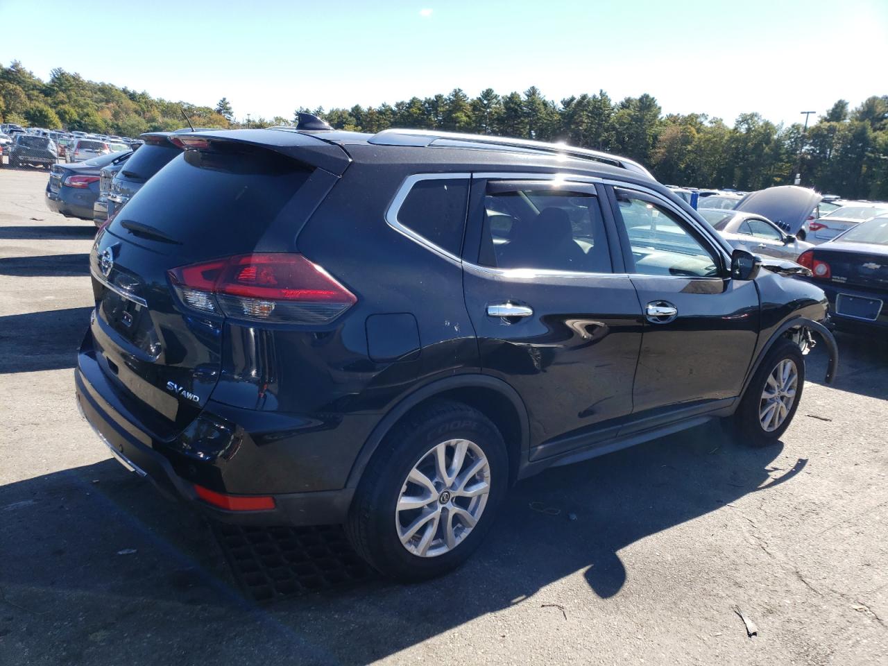 Image 3 of 2020 NISSAN ROGUE S 2020 with VIN KNMAT2MV6LP512791