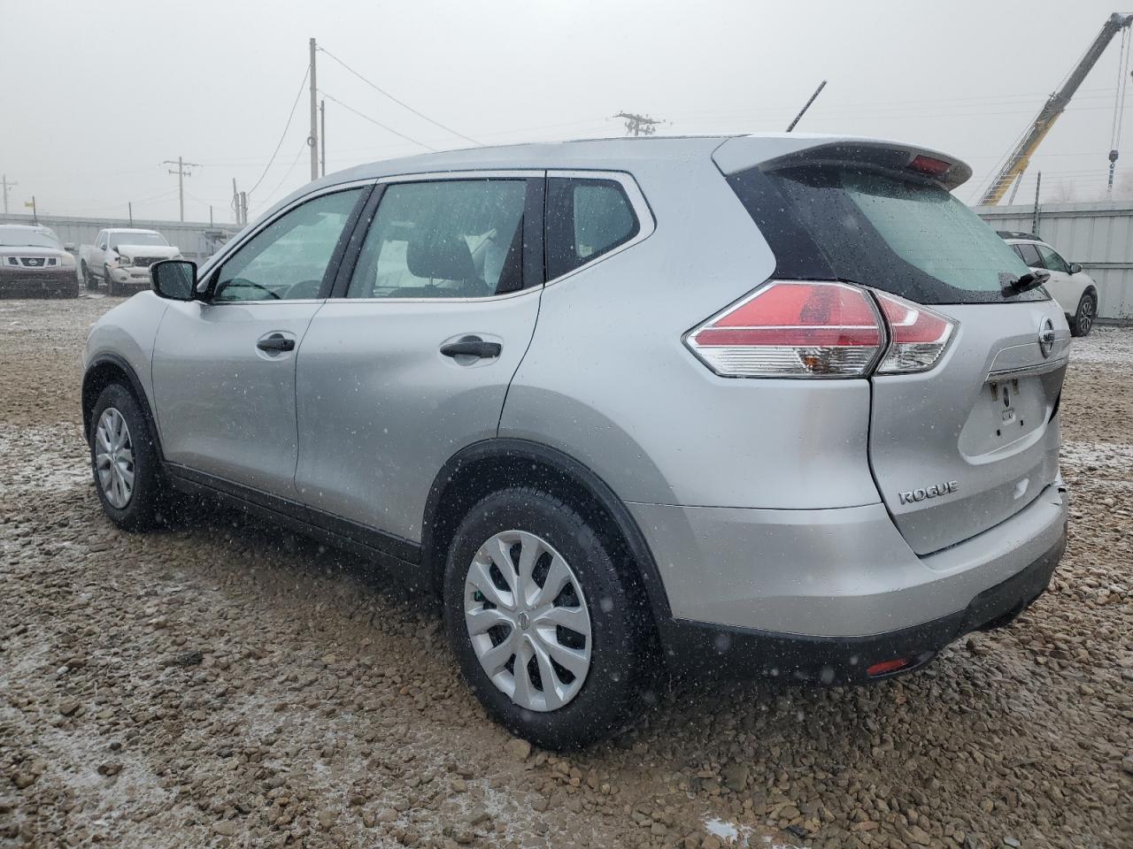Obraz 2 z 2016 NISSAN ROGUE S 2016 z VIN KNMAT2MV2GP700620