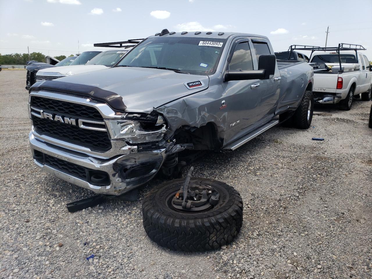 Изображение 2 2020 RAM 3500 TRADESMAN 2020 с VIN 3C63RRGL3LG223745