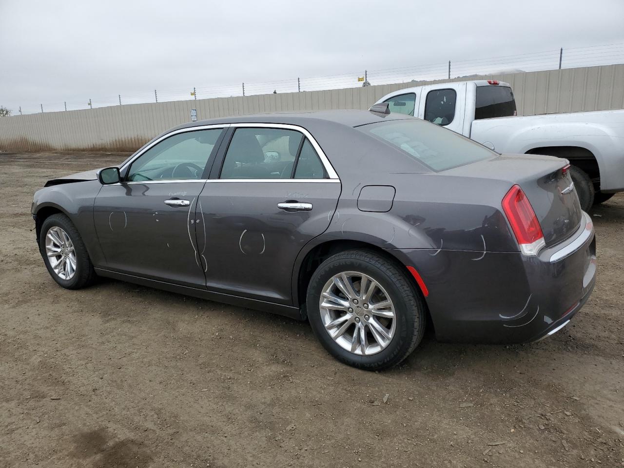 Изображение 2 2016 CHRYSLER 300C  2016 с VIN 2C3CCAEG6GH207146