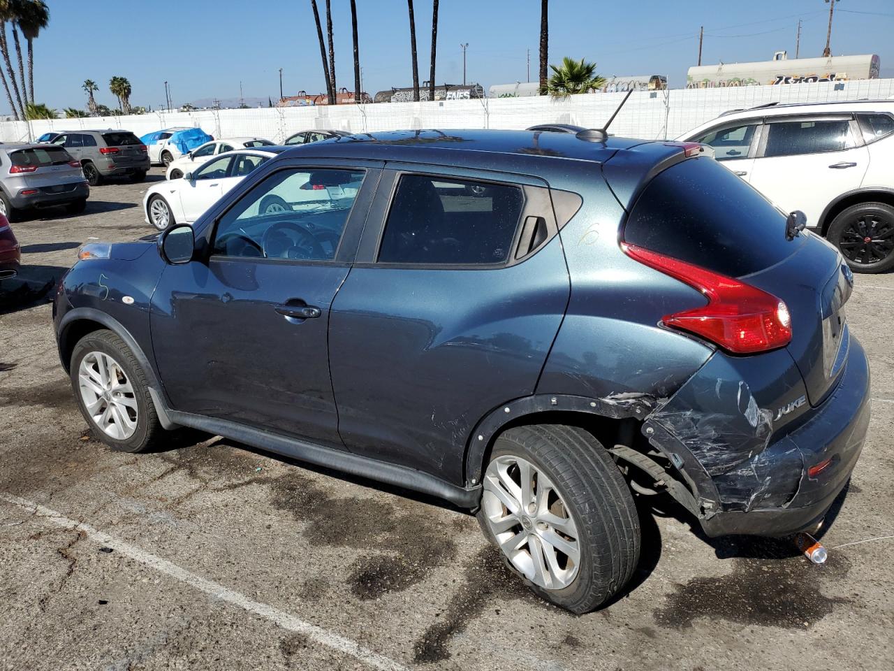 Obraz 2 z 2012 NISSAN JUKE S 2012 z VIN JN8AF5MV2CT119603