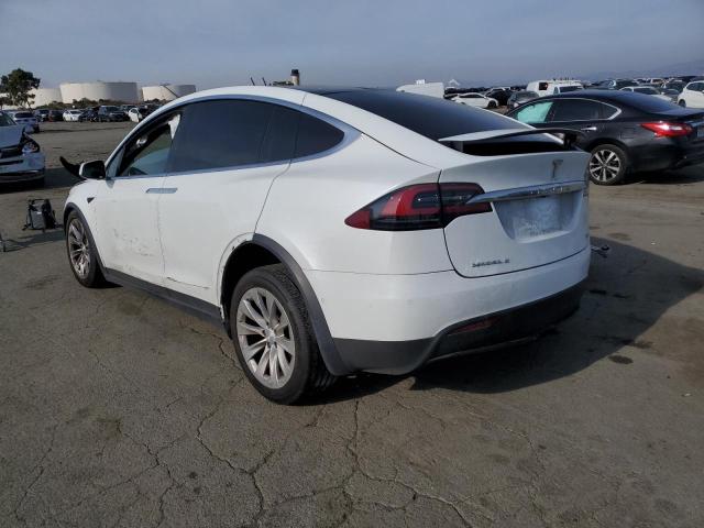 Изображение 2 2018 TESLA MODEL X  2018 с VIN 5YJXCDE2XJF103873