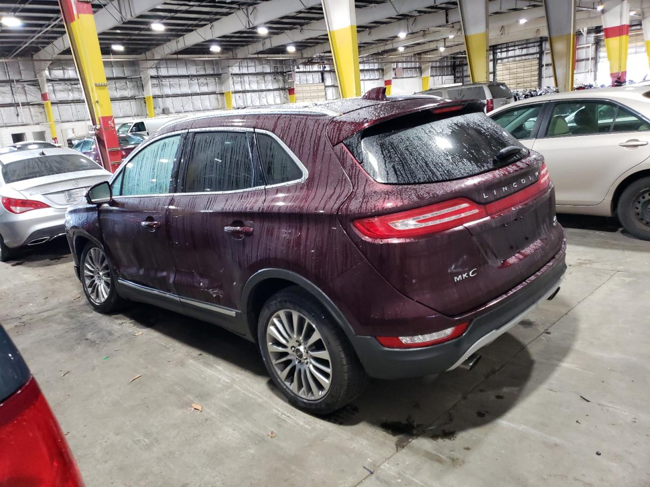 Image 2 of 2016 LINCOLN MKC RESERVE 2016 with VIN 5LMCJ3C9XGUJ16226