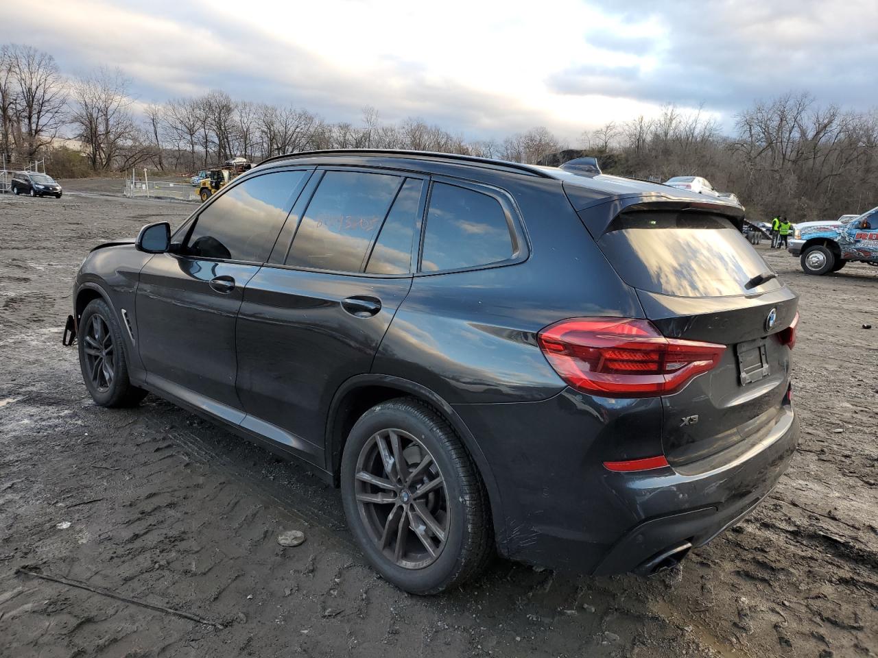 Obraz 2 z 2020 BMW X3 XDRIVEM40I 2020 z VIN 5UXTY9C06L9B08274
