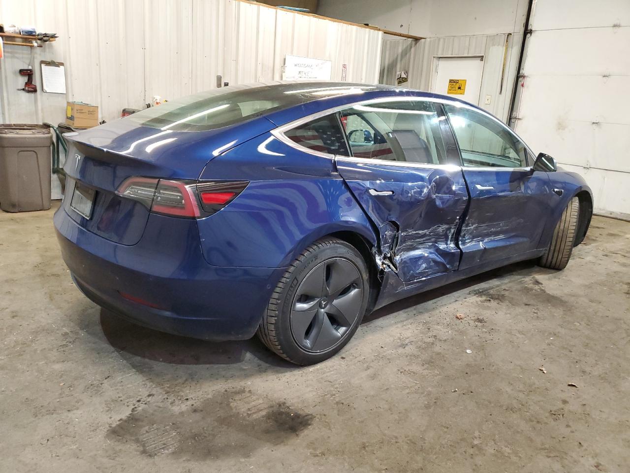 Изображение 3 2019 TESLA MODEL 3  2019 с VIN 5YJ3E1EA9KF427221