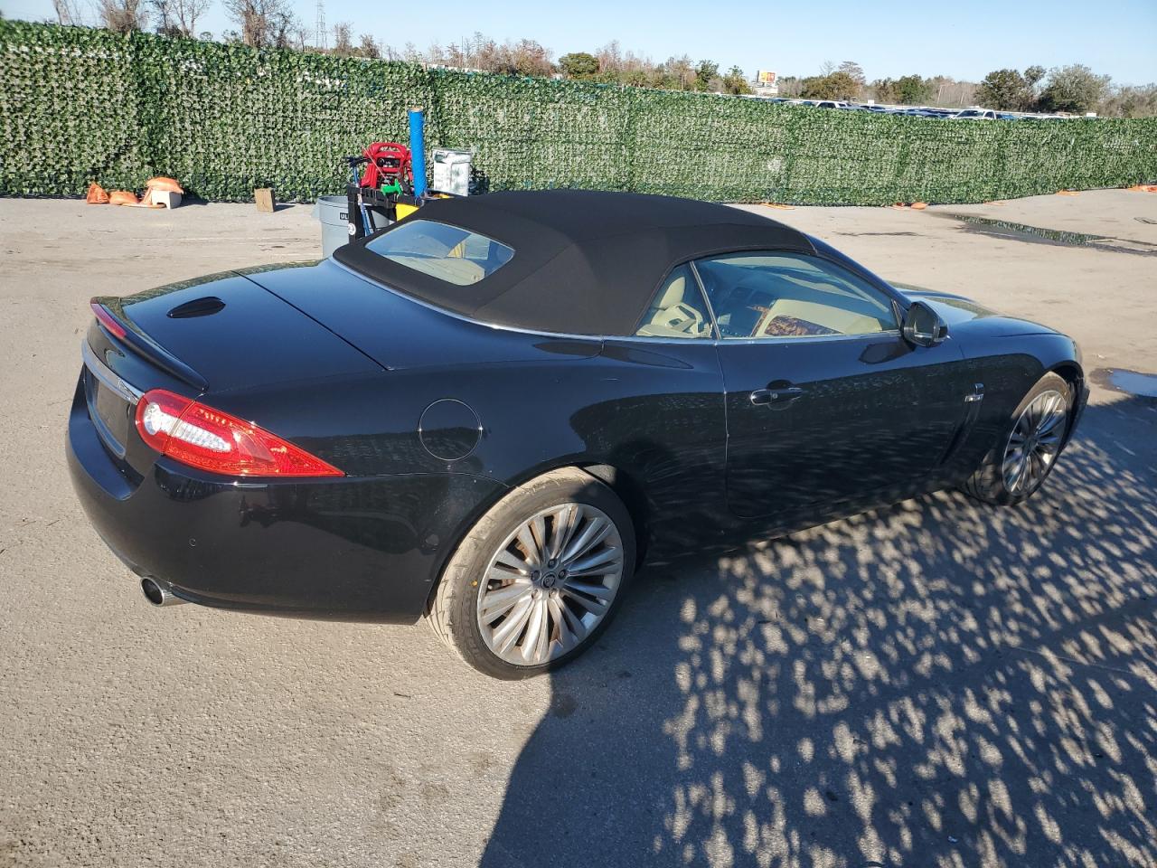 Obraz 3 z 2011 JAGUAR XK  2011 z VIN SAJWA4GBXBLB39435