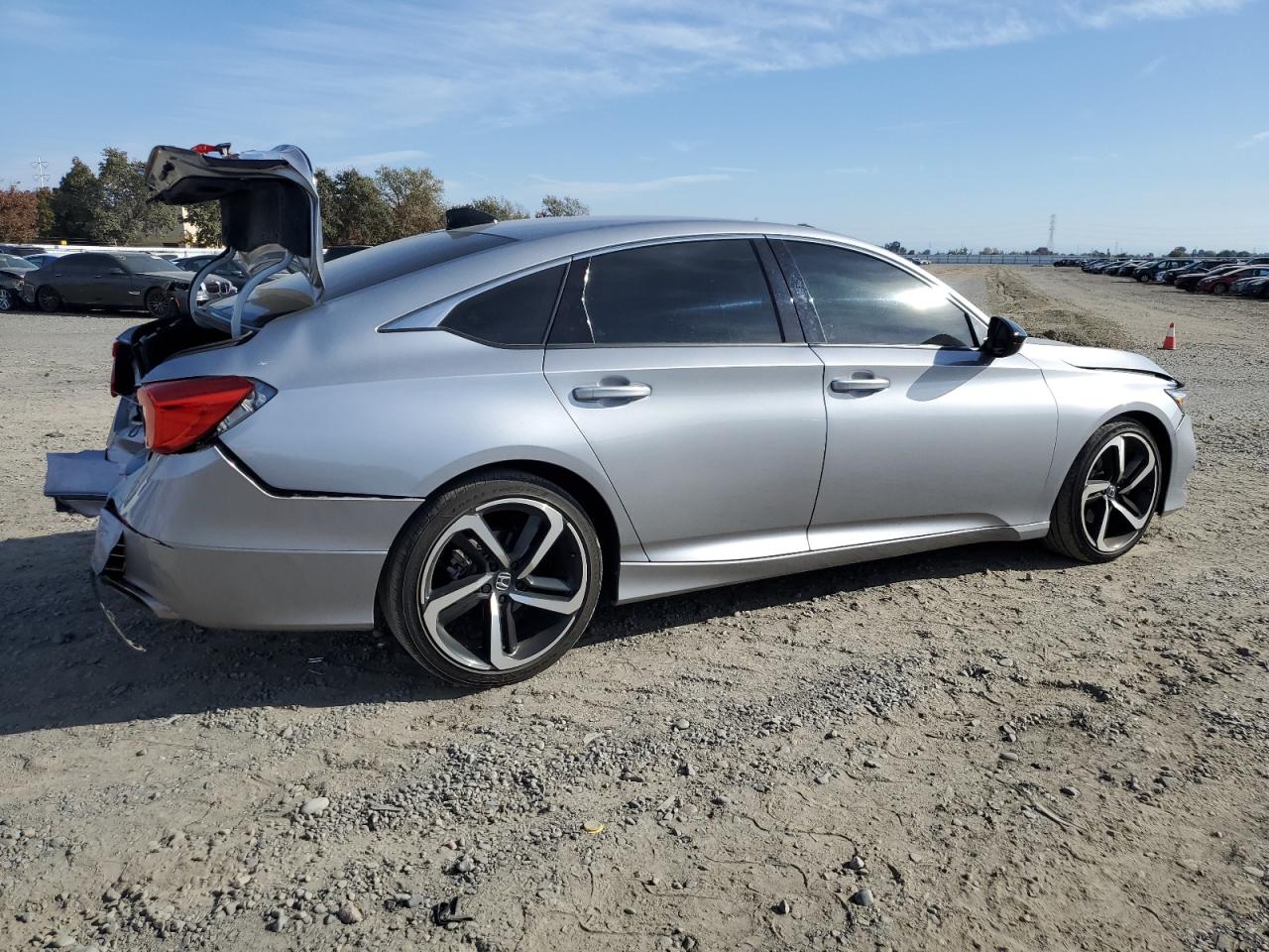 Изображение 3 2021 HONDA ACCORD SPORT 2021 с VIN 1HGCV1F32MA069988