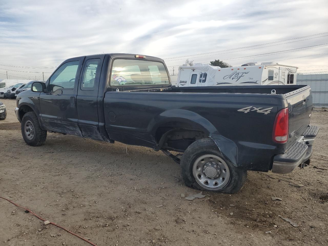 Image 2 of 2002 FORD F250 SUPER DUTY 2002 with VIN 1FTNX21L42EA02572