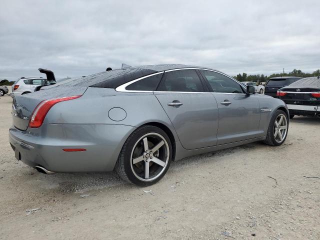 Obraz 3 z 2013 Jaguar XJ 2013 z VIN SAJWA1C7XD8V49770