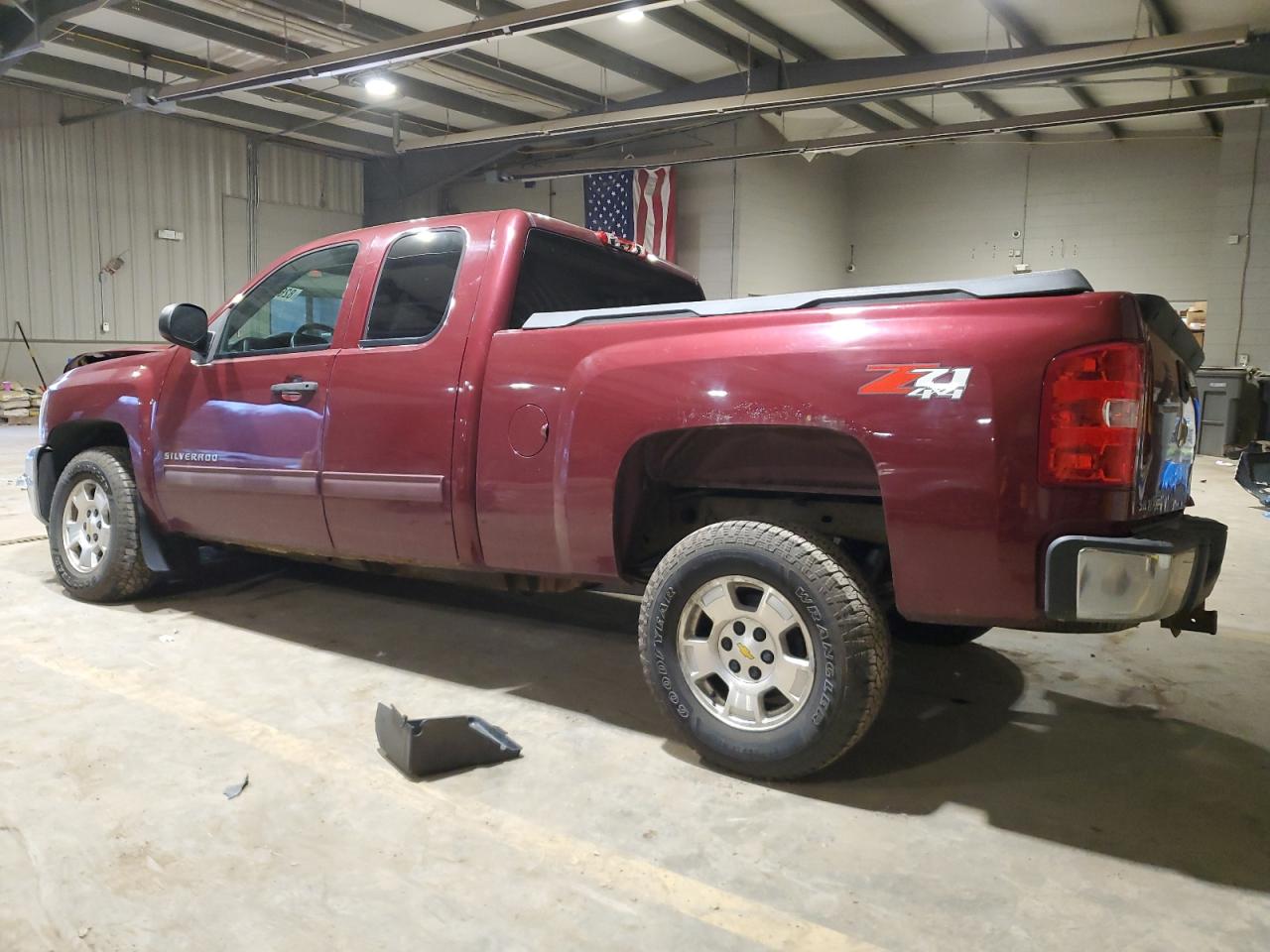 Изображение 2 2013 CHEVROLET SILVERADO K1500 LT 2013 с VIN 1GCRKSE75DZ272760