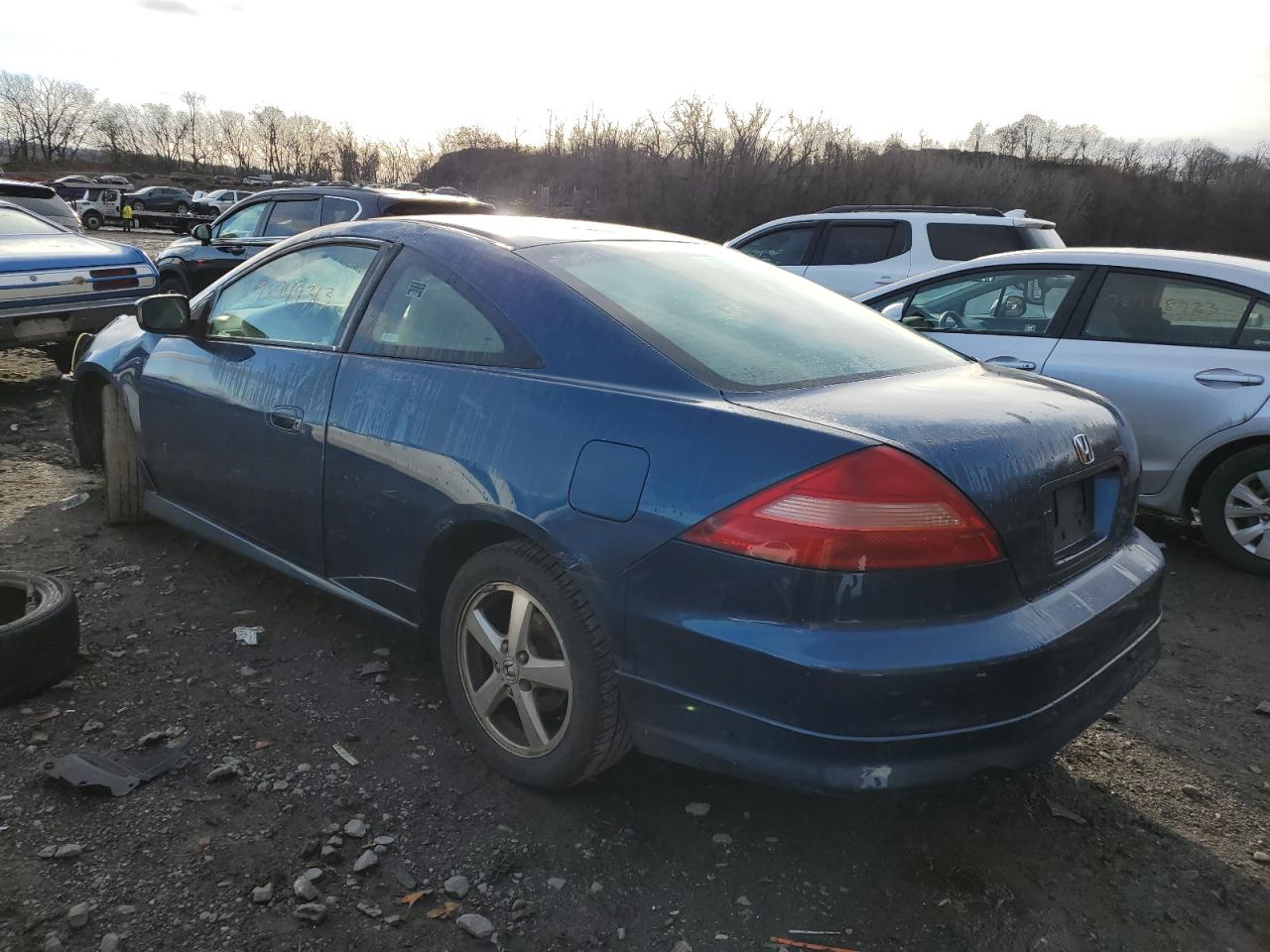Изображение 2 2005 HONDA ACCORD EX 2005 с VIN 1HGCM72735A018144