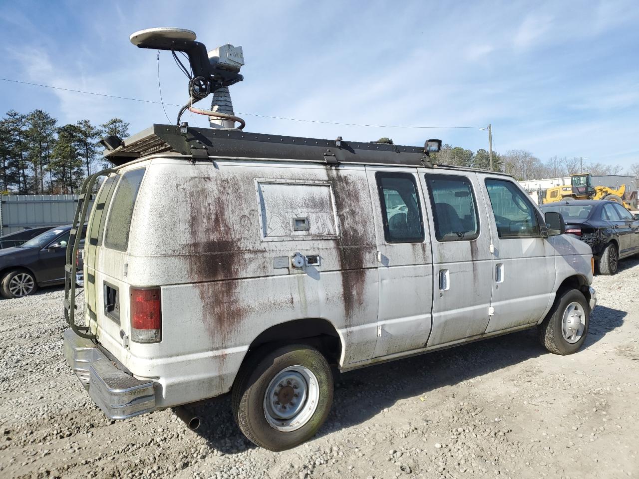 Изображение 3 2003 FORD ECONOLINE E250 VAN 2003 с VIN 1FTNE24L93HB63985