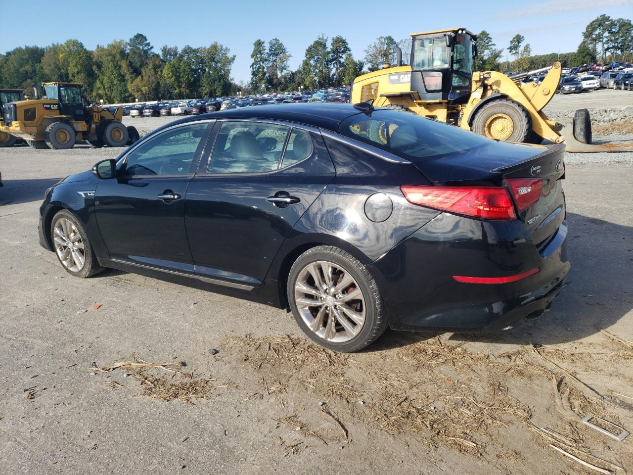 Изображение 2 2015 KIA OPTIMA SX 2015 с VIN 5XXGR4A65FG362489