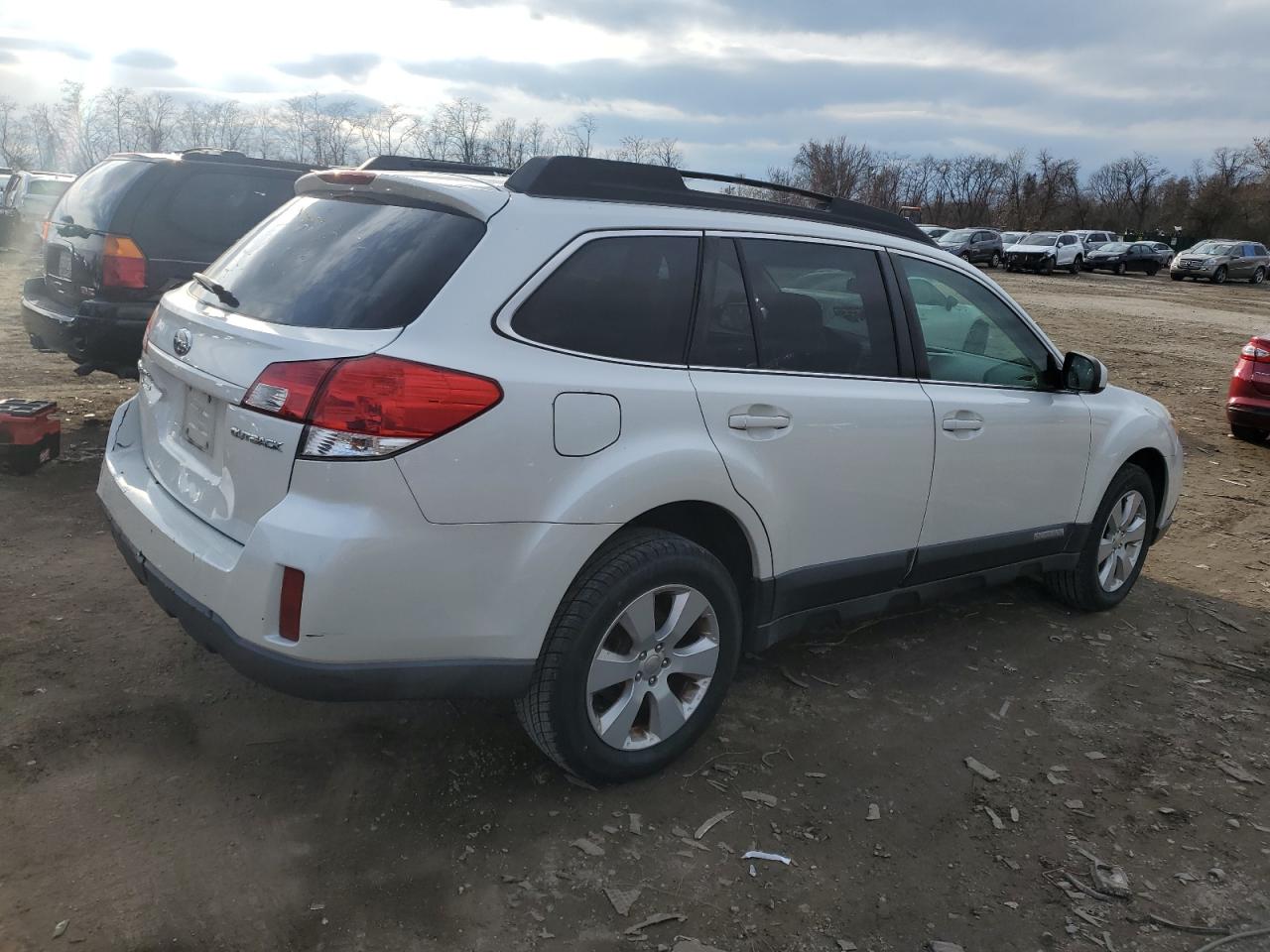 Obraz 3 z 2010 SUBARU OUTBACK 2.5I LIMITED 2010 z VIN 4S4BRCKCXA3337150