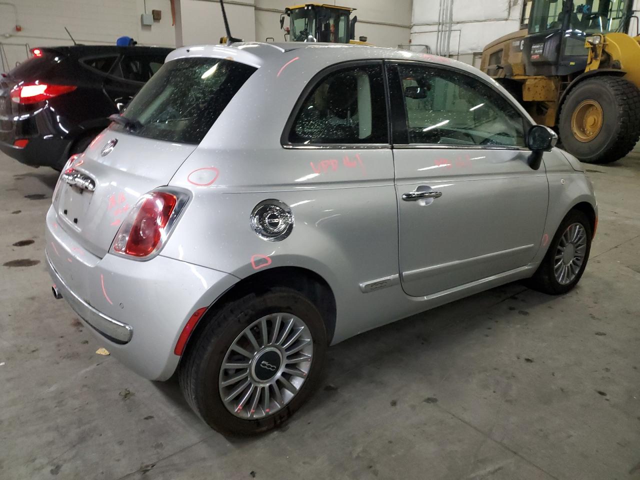 Obraz 3 z 2013 FIAT 500 LOUNGE 2013 z VIN 3C3CFFCR2DT575285