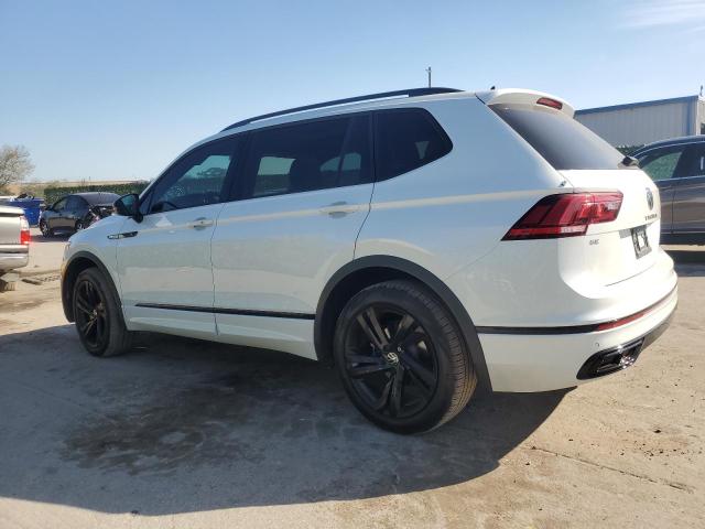 Obraz 2 z 2023 VOLKSWAGEN TIGUAN SE R-LINE BLACK 2023 z VIN 3VVCB7AX3PM024541