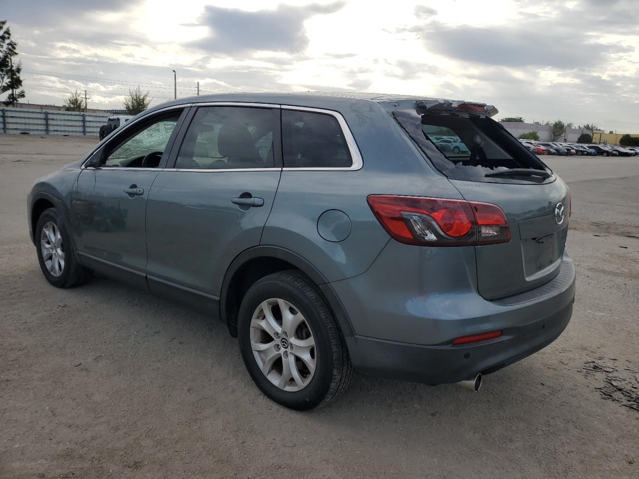 Image 2 of 2013 MAZDA CX-9 TOURING 2013 with VIN JM3TB2CA7D0413313