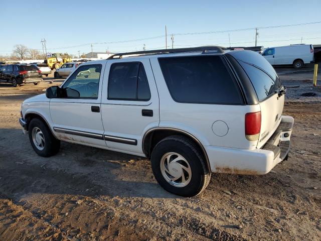 Obraz 2 z 2001 CHEVROLET BLAZER  2001 z VIN 1GNDT13W412206739