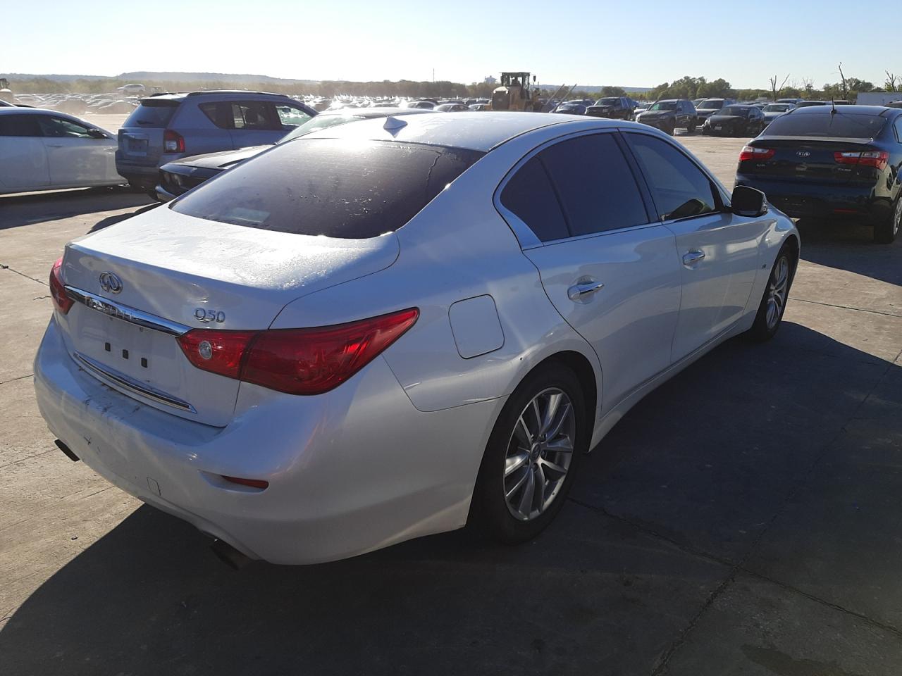 Image 3 of 2016 INFINITI Q50 PREMIUM 2016 with VIN JN1EV7AP7GM304217