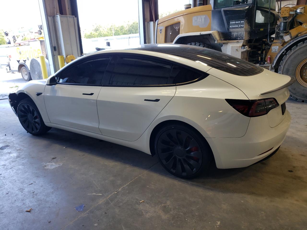 Obraz 2 z 2023 TESLA MODEL 3  2023 z VIN 5YJ3E1EC3PF608825