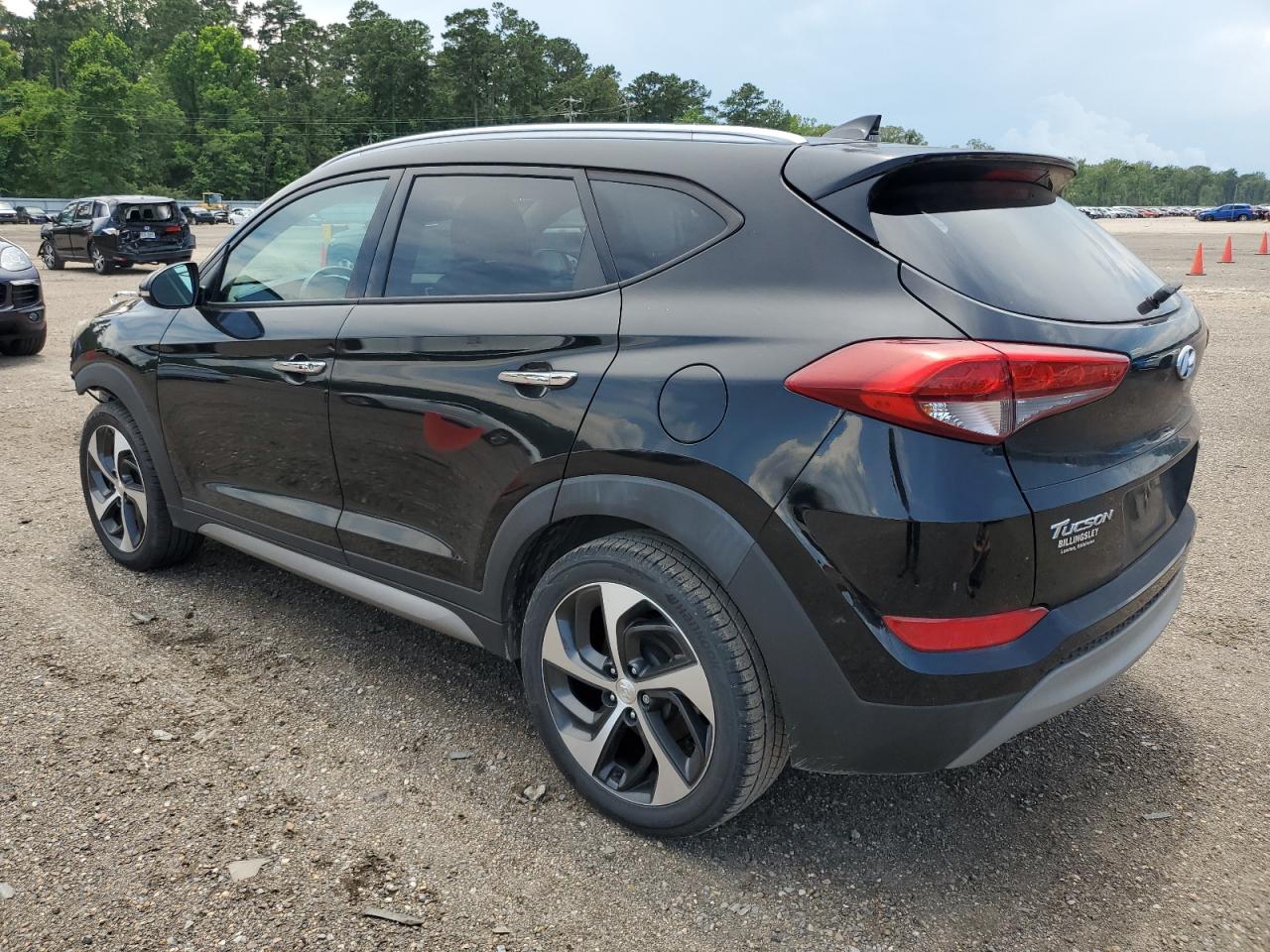 Image 2 of 2017 HYUNDAI TUCSON LIMITED 2017 with VIN KM8J33A22HU313631