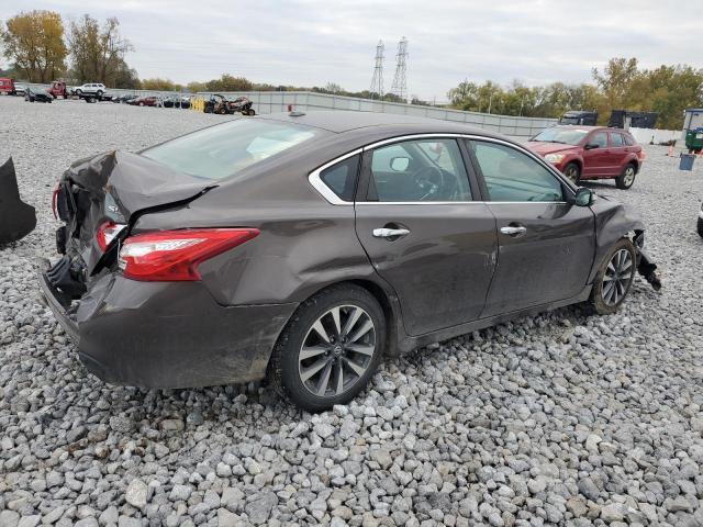 Image 3 of 2017 NISSAN ALTIMA 2.5 2017 with VIN 1N4AL3AP8HC211102