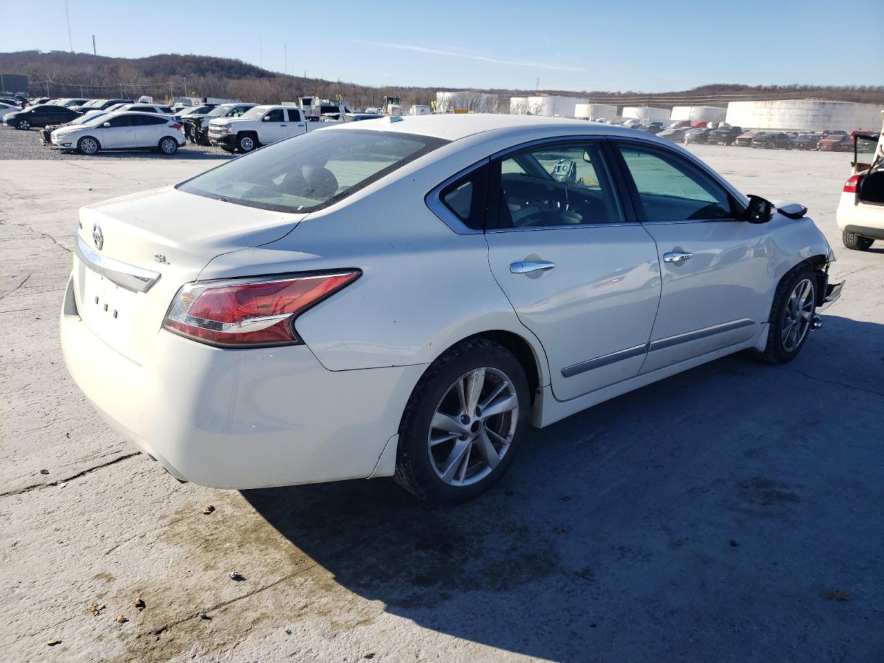 Изображение 3 2015 NISSAN ALTIMA 2.5 2015 с VIN 1N4AL3AP2FN337117