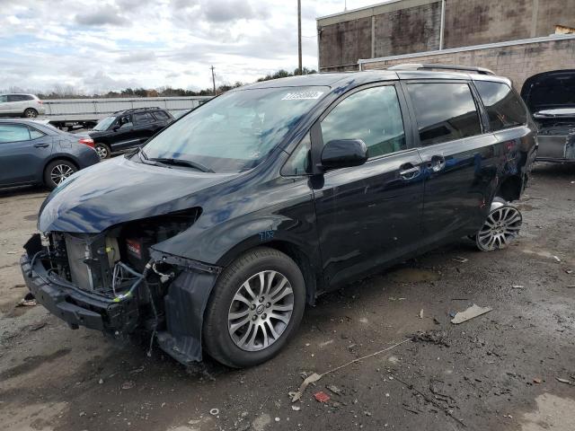Image 1 of 2019 TOYOTA SIENNA XLE 2019 with VIN 5TDYZ3DC0KS001826