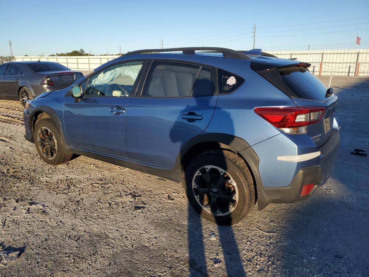Image 2 of 2021 SUBARU CROSSTREK PREMIUM 2021 with VIN JF2GTAEC3MH250842