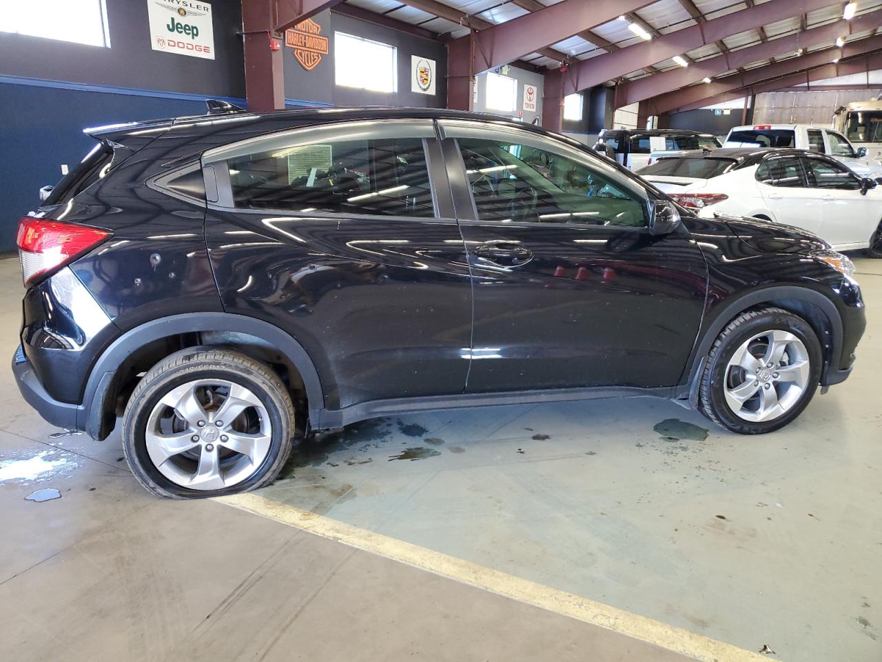 Image 3 of 2019 HONDA HR-V LX 2019 with VIN 3CZRU6H3XKG700842