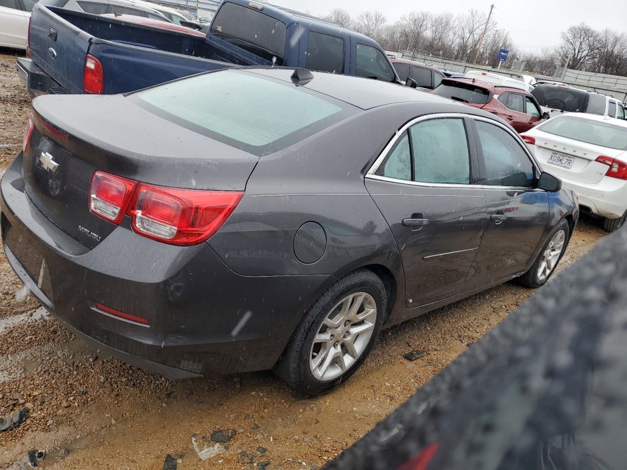 Obraz 3 z 2013 CHEVROLET MALIBU LS 2013 z VIN 1G11B5SAXDF191598