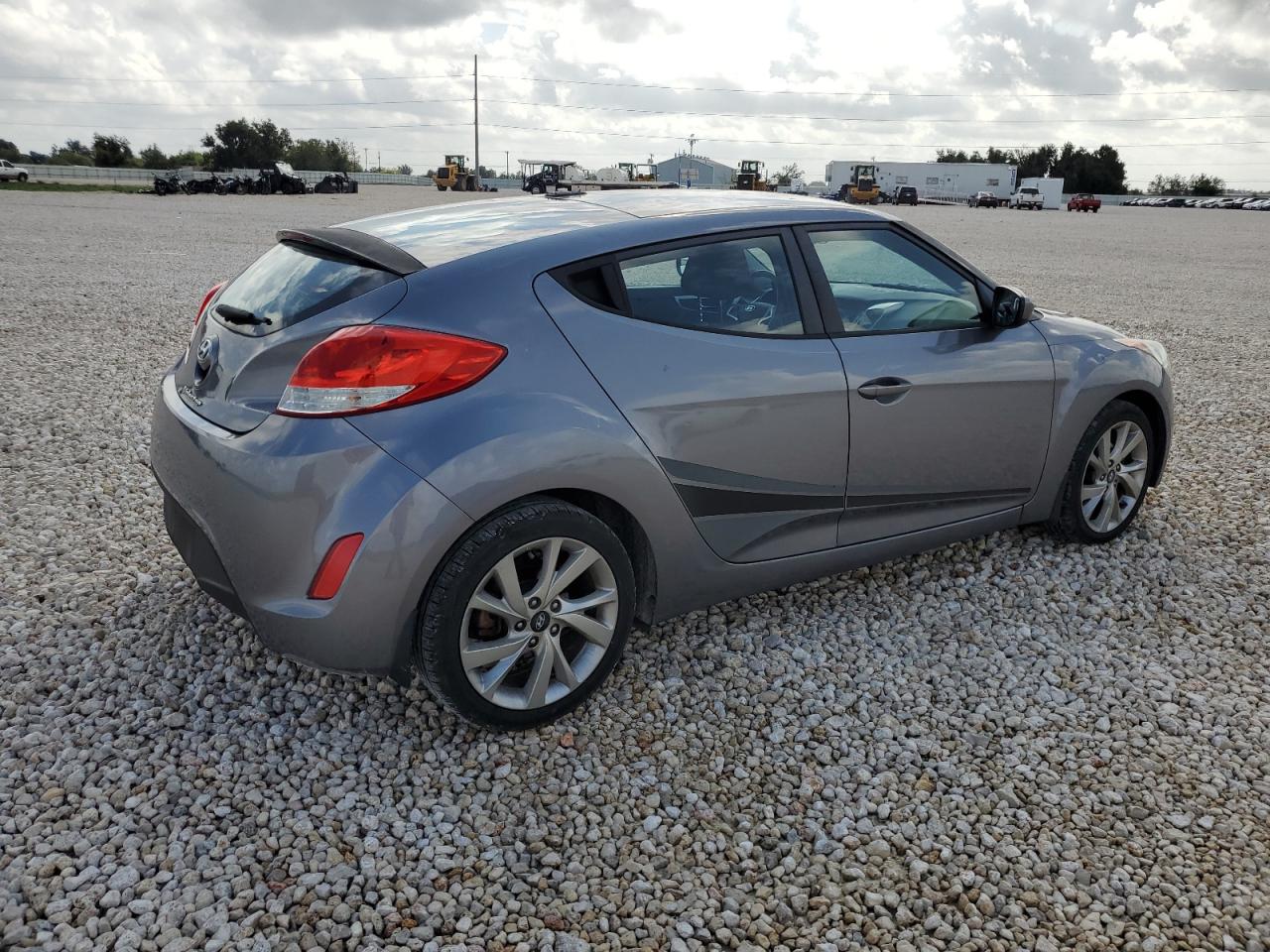 Obraz 3 z 2016 HYUNDAI VELOSTER  2016 z VIN KMHTC6AD0GU249910